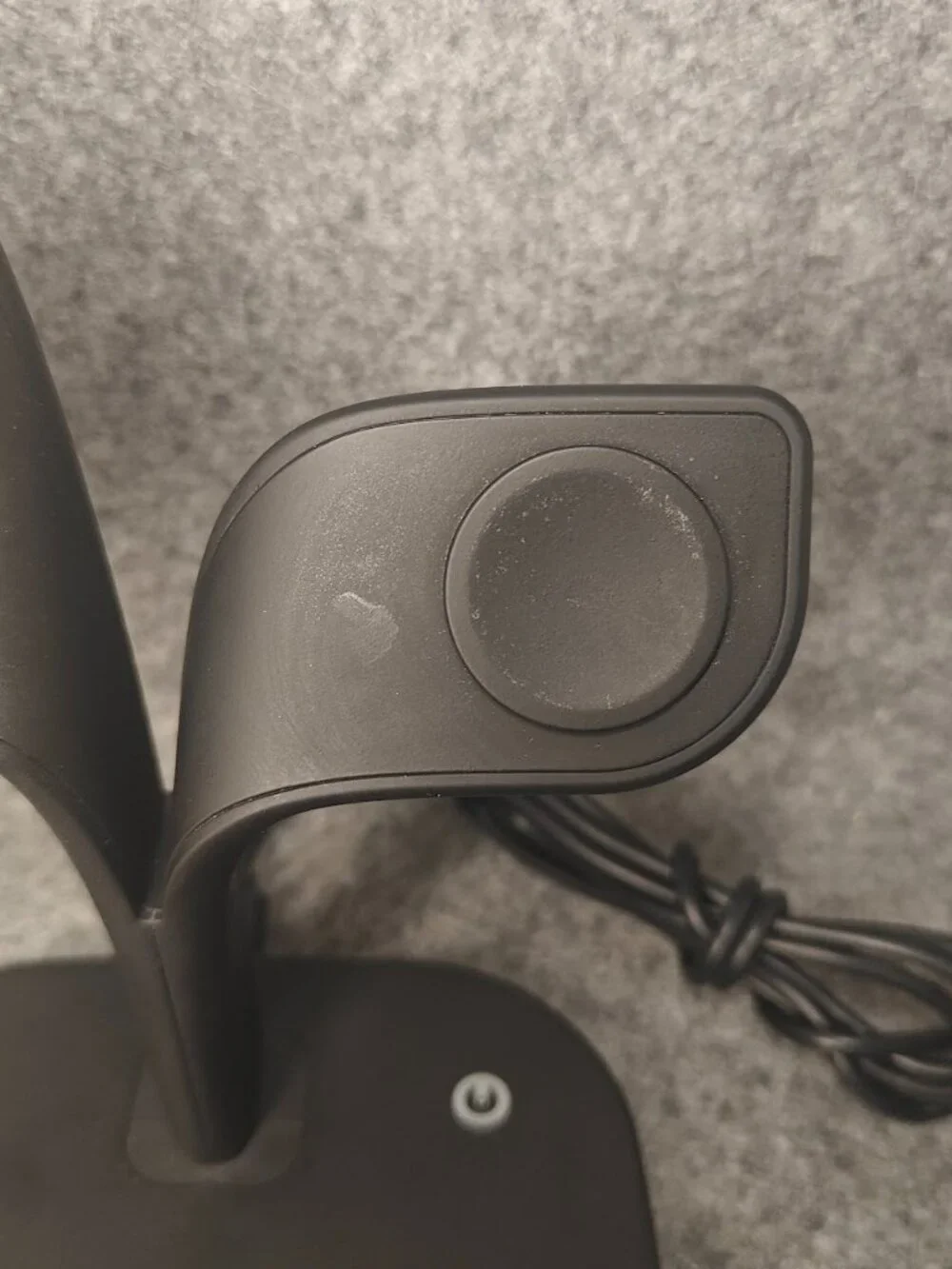 YM‑UD22 Wireless Charger Stand for Phone Watch Earbuds 5‑in‑1 Preowned